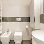 Guesthost - Porta Tufi Luxury With Parking Appartement Siena