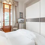 Guesthost - Porta Tufi Luxury With Parking