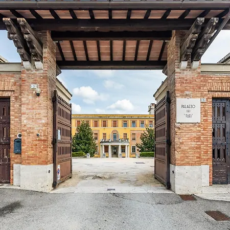 Apartament Porta Tufi Luxury With Private Parking!