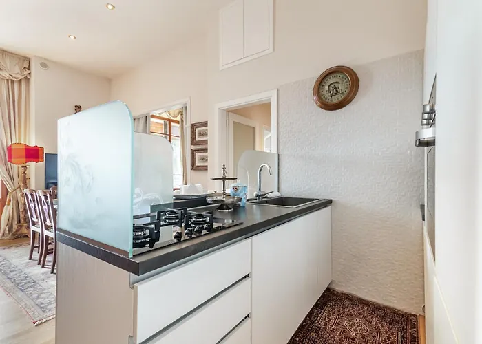 Appartement Guesthost - Porta Tufi Luxury With Parking Siena