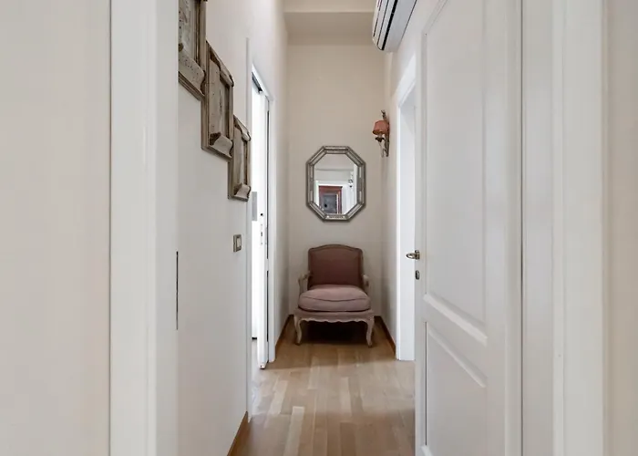 Guesthost - Porta Tufi Luxury With Parking Daire *